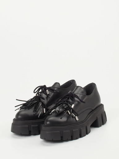 Schnürschuh