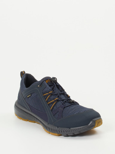 Schnürschuh
