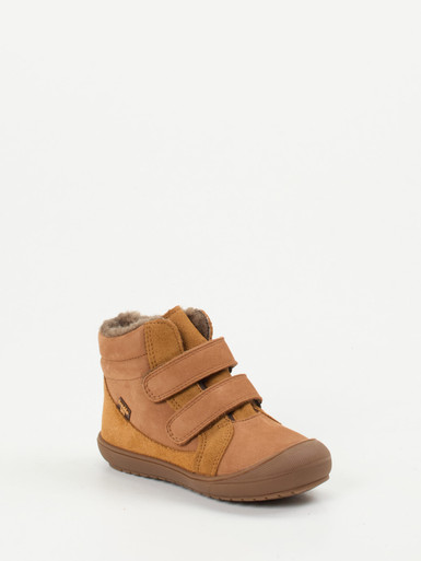Lauflern-Schnürboots gefüttert