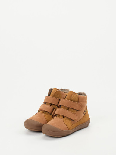 Lauflern-Schnürboots gefüttert
