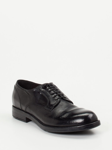 Schnürschuh