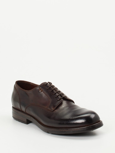 Schnürschuh