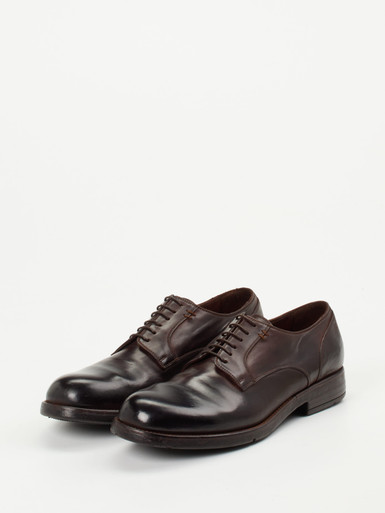 Schnürschuh