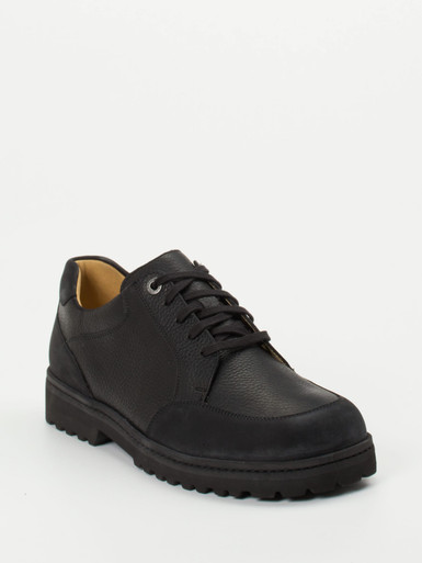 Schnürschuh