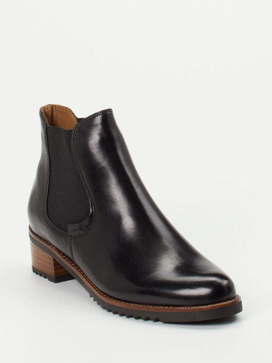 Chelsea Boots