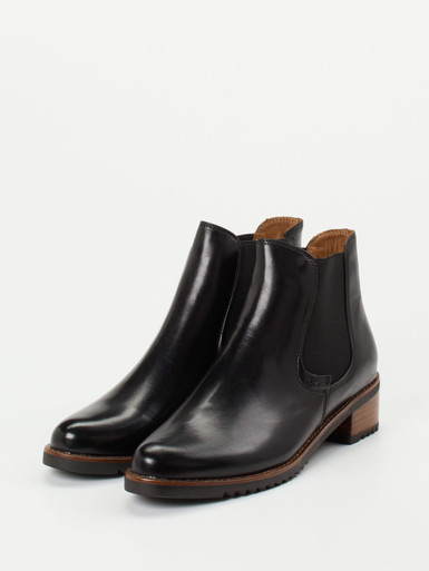 Chelsea Boots