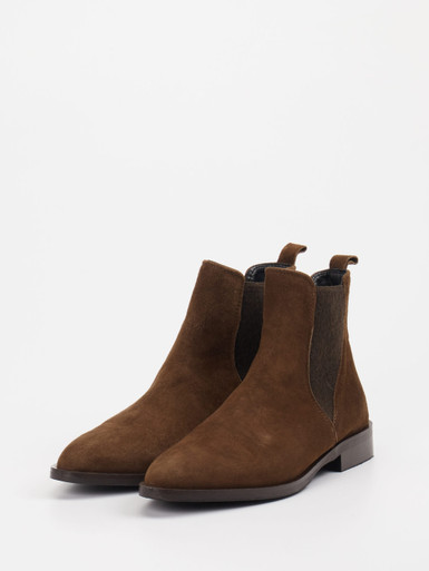 Chelsea Boots