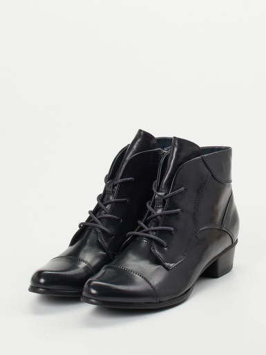Schnürstiefelette
