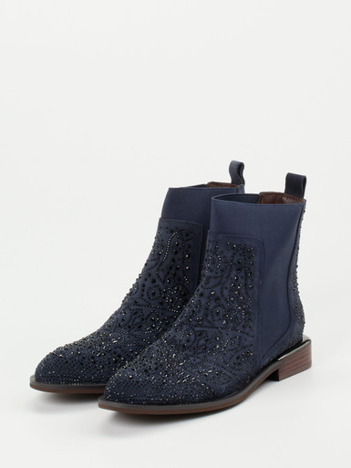 Chelsea Boots