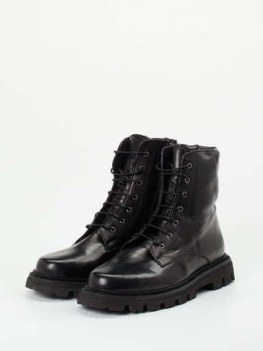Schnürstiefelette