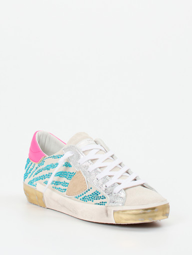 Sneaker
