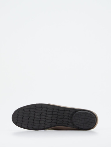 Schnürschuh