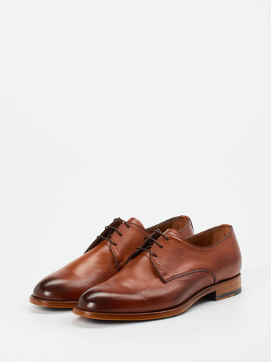 Schnürschuh