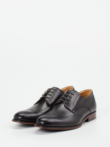 Schnürschuh