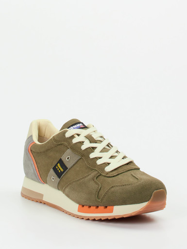 Sneaker