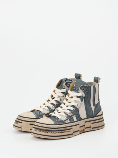 Sneaker High