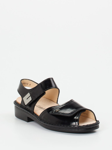 Finn Comfort – Sandalen aus Lackleder schwarz
