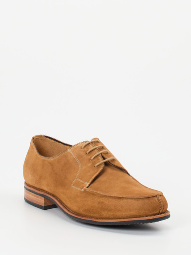 Schnürschuh