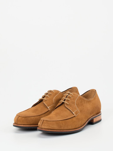 Schnürschuh