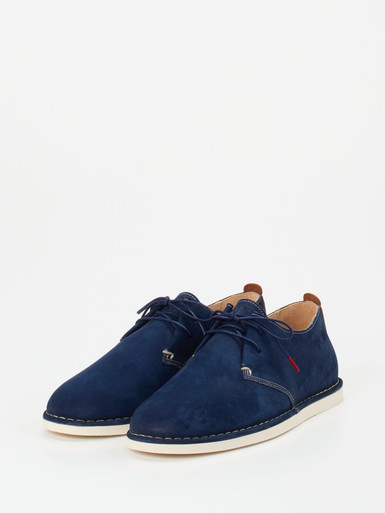 Schnürschuh