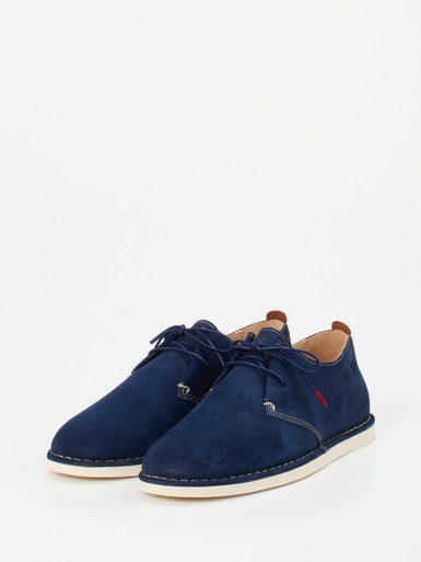 Schnürschuh