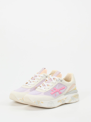 Sneaker