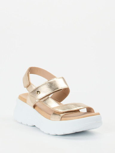 Plateau-Sandalette Noor Shine B1