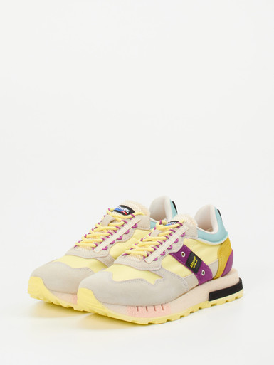 Sneaker