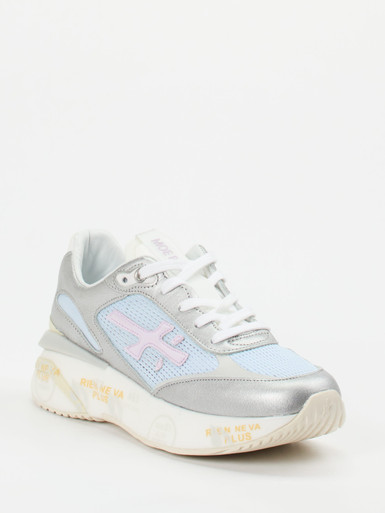 Sneaker