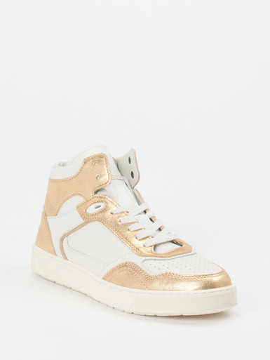 Sneaker high