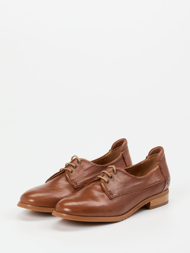 Schnürschuh
