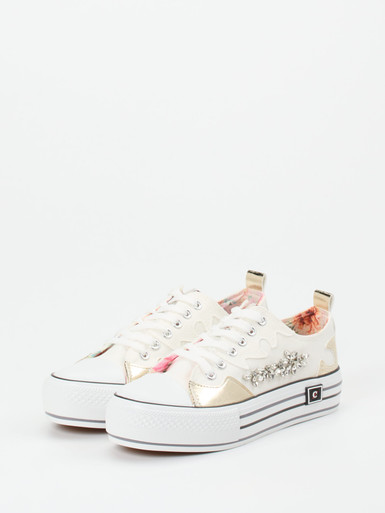 Sneaker