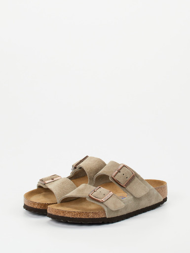 Birkenstock – Zweiriemer aus Veloursleder beigegrau