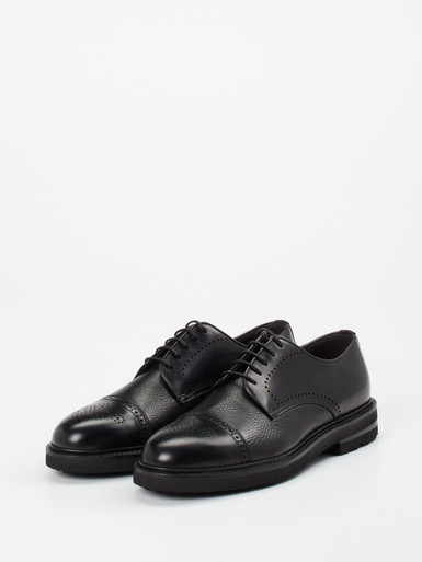 Schnürschuh