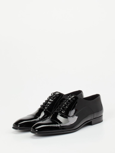 Schnürschuh