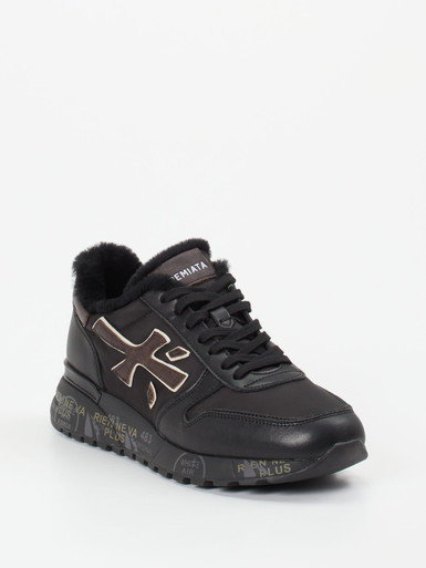 Sneaker