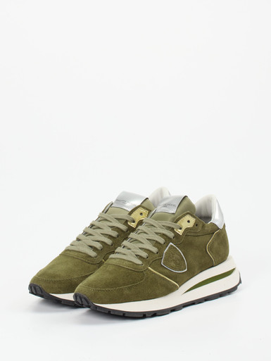 Sneaker