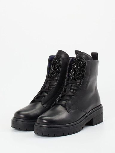 Schnürstiefelette