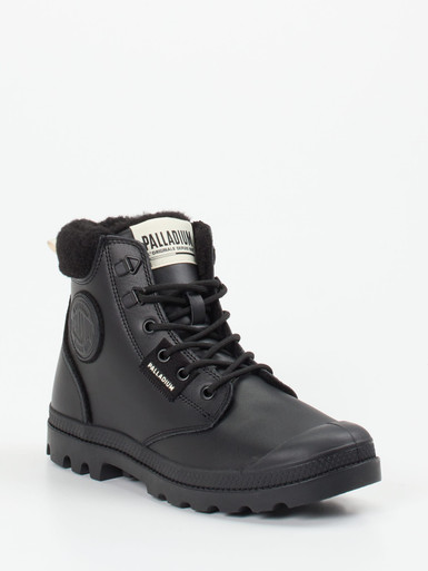 Sneaker high