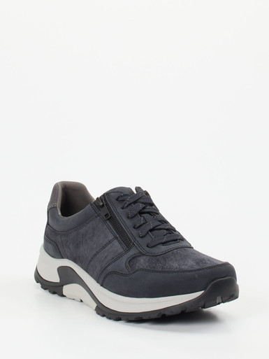 Schnürschuh