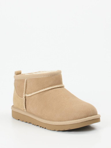Boot Classic Ultra Mini