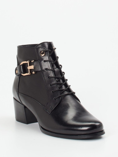 Schnürstiefelette