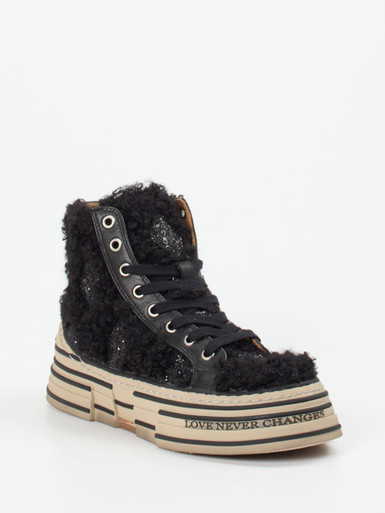 Sneaker High