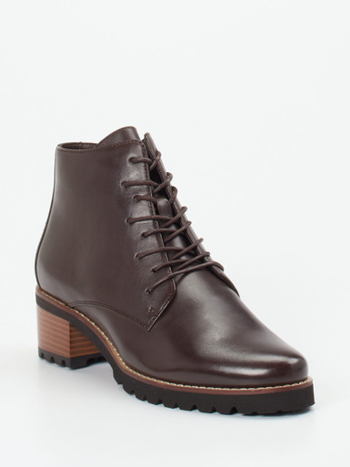 Schnürstiefelette