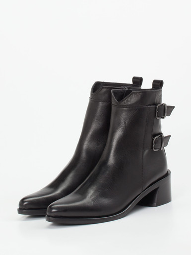 Stiefelette