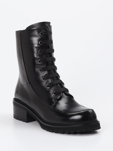 Schnürstiefelette