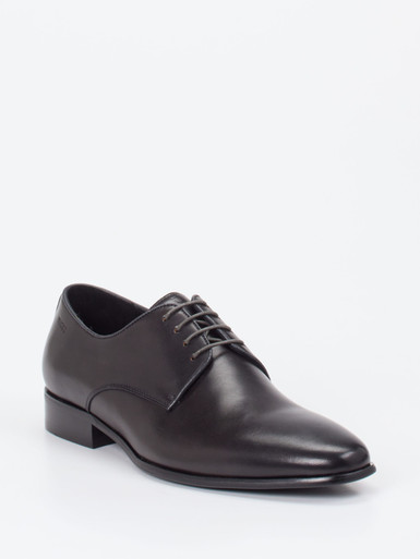 Schnürschuh