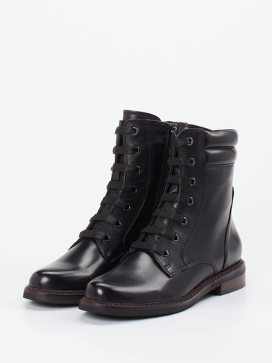 Schnürstiefelette