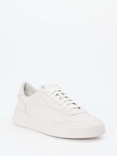 Boss – Sneaker aus Kalbleder in Offwhite