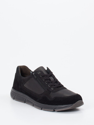 Schnürschuh